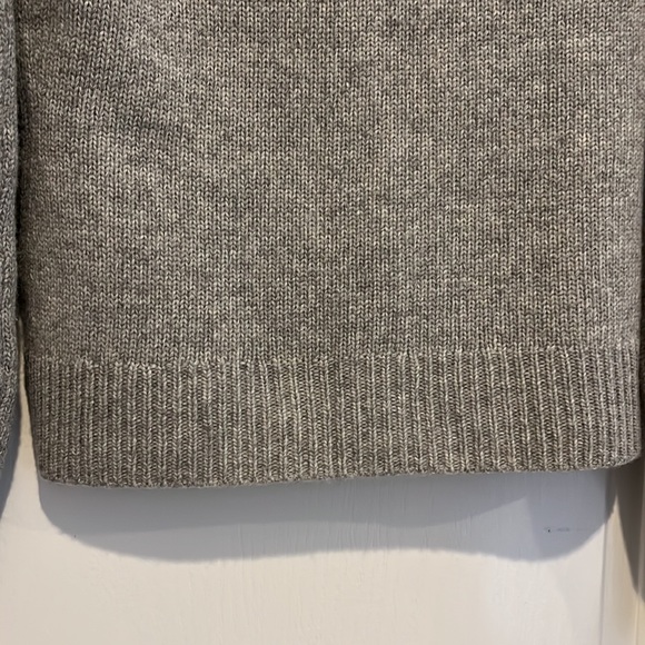 NWT Theory Wool & Cashmere Blend Cardigan Sweater Gray (Oatmeal) Soft & Warm P 0 - Picture 9 of 16